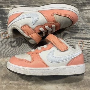 Toddler Nike peach and baby blue shoes 8c